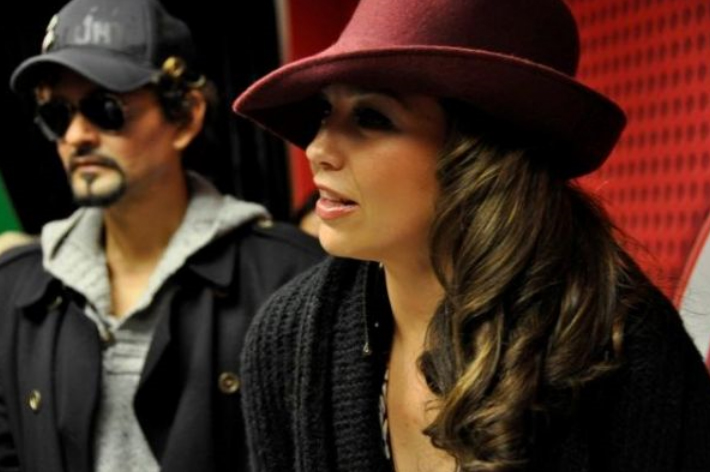 thalia_coke_lounge_cada_dia_mas_fuerte_chicago_firma_11
